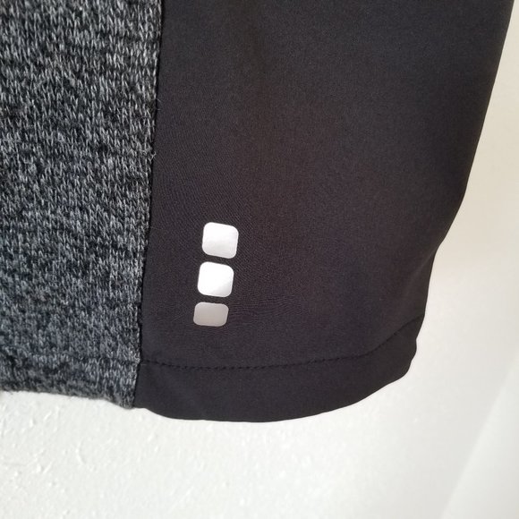 ELEVATE Sport Black Softshell Zip Front Jacket - Picture 7 of 9